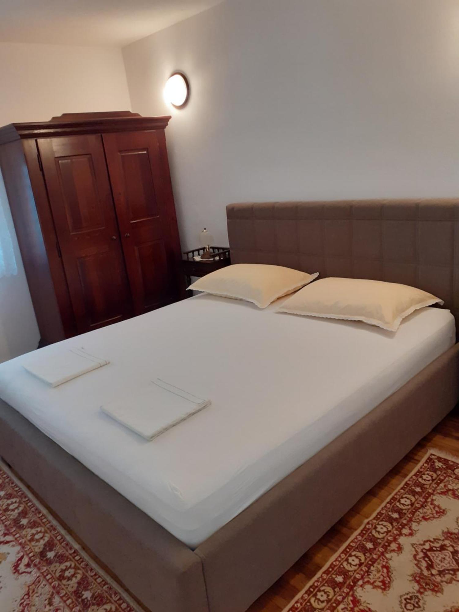 Apartman Gordana Trogir Exteriör bild